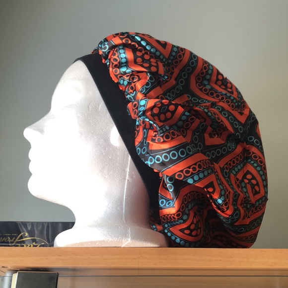 Hair bonnet,fits all,with stretching bands - Picture 4 of 4